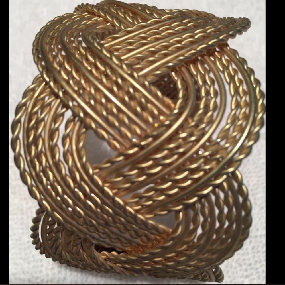 ‼️SOLD‼️JCrew Bracelets, Gold, Braid, Flower - Picture 6 of 6